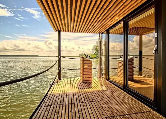 Waterfront Loft Båthotell Brandenburg (Brandenburg an der Havel)