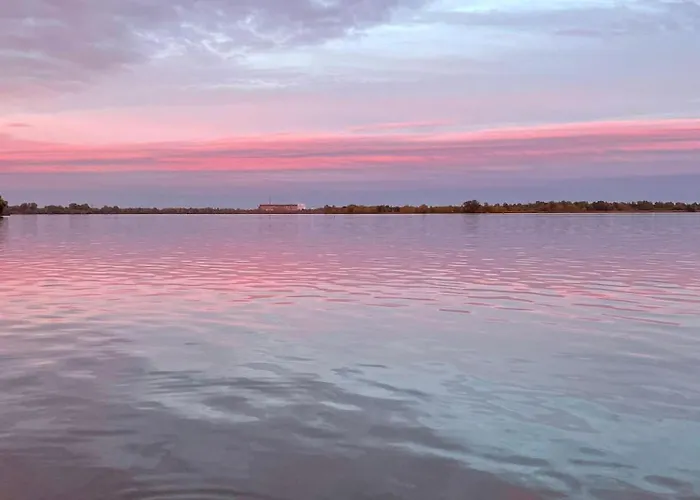 Waterfront Loft Botel Brandenburg (Brandenburg an der Havel)